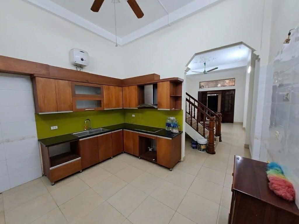 BÁN NHÀ HÀO NAM 55m2 x 4T_NGÕ THÔNG RỘNG_GẦN PHỐ_XÂY CHDV 7 TẦNG THANG MÁY DÒNG TIỀN KHỦNG, nhỉnh 14 tỷ